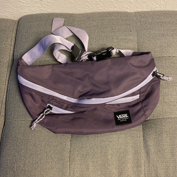 Vans Handbags - Vans Fanny pack